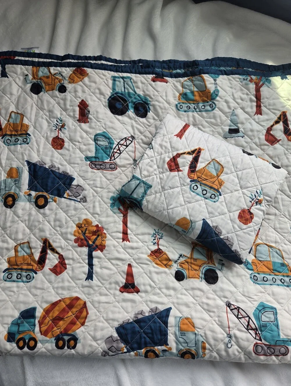 Boys Twin XL Comforter Trucks